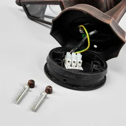 Lindby buitenwandlamp Lamina, fitting boven, lantaarn, E27