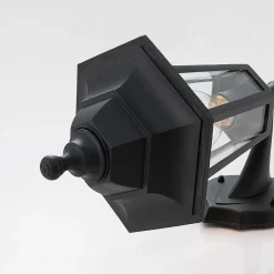 Lindby buitenwandlamp Nane, lantaarn, zeewaterbestendig, E27