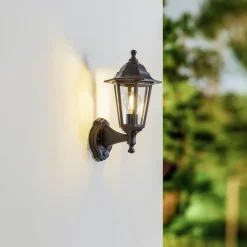 Lindby buitenwandlamp Nane, sensor, lantaarn, zeewaterbestendig