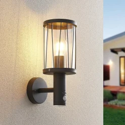 Lindby buitenwandlamp Yonan, hoogte 34 cm, antraciet, sensor