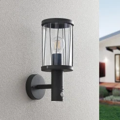 Lindby buitenwandlamp Yonan, hoogte 34 cm, antraciet, sensor