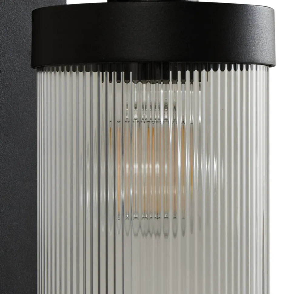 Lindby buitenwandlamp Yrene, 20cm, zwart, sensor, riffle