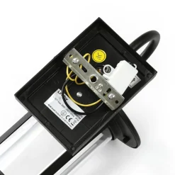 Lindby buitenwandlamp Zayn, zwart, glas, hoogte 33cm, IP23