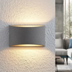 Lindby Edvin wandlamp van beton, halfrond