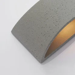 Lindby Edvin wandlamp van beton, halfrond