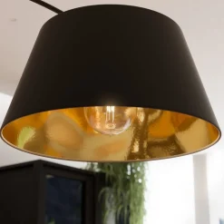 Lindby Esti vloerlamp, zwart/goud, stof, hoogte 192cm
