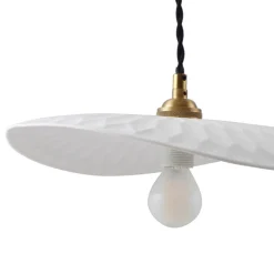 Lindby hanglamp Annira, Ø 29 cm, keramiek, wit/messing