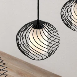 Lindby hanglamp Cedrice, 3-lamps, zwart, metaal, E27