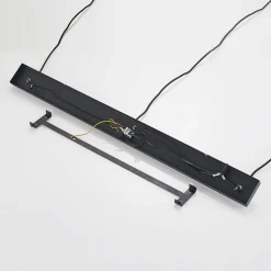 Lindby hanglamp Tarjei, lengte 120cm, zwart/goud, metaal