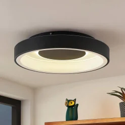 Lindby Izan LED plafondlamp, RBGW, zwart