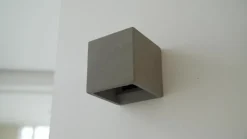 Lindby Jayden wandlamp in hoekige vorm