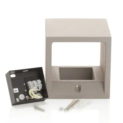 Lindby Jayden wandlamp in hoekige vorm