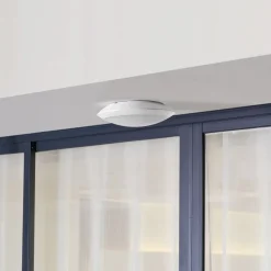 Lindby LED buiten plafondlamp Naira, wit, sensor, 30 cm, IP65