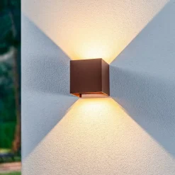 Lindby LED buiten wandlamp Nivar, hoekig, roest, metaal, IP54