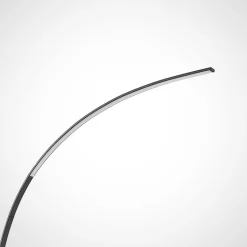 Lindby LED gebogen vloerlamp Kendra, zwart, aluminium, hoogte 180cm