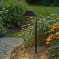 Lindby LED grondspies lamp Capelo, zwart, aluminium, hoogte 77 cm