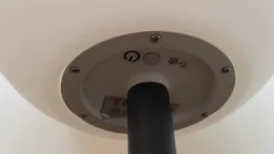 Lindby LED lamp op zonne-energie Lago, Ø 30 cm, bol, grondpin, wit