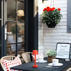 Lindby LED oplaadbaar licht Gaja, rood, USB, IP44, RGBW, dimbaar