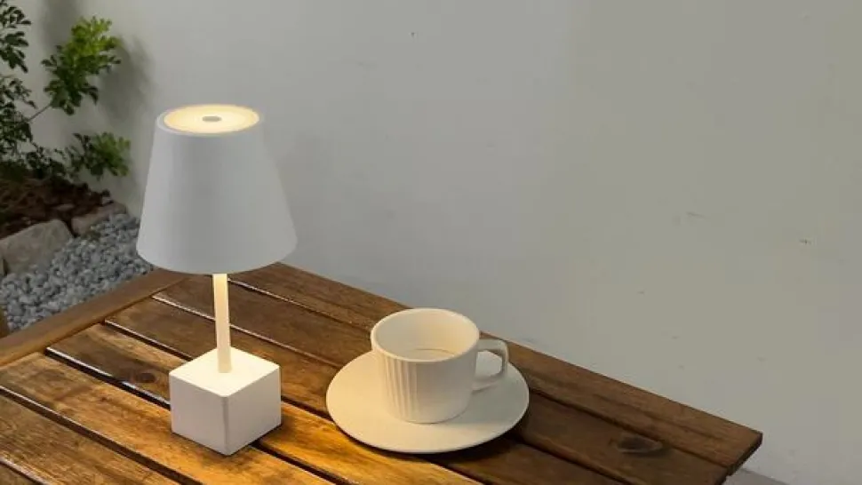 Lindby LED oplaadbare tafellamp Janea CUBE, wit, metaal