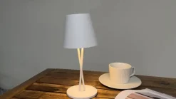 Lindby LED oplaadbare tafellamp Janea CROSS, wit, metaal