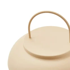 Lindby LED oplaadbare tafellamp Yvette, abrikoos-beige, IP44, touch