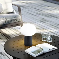 Lindby LED oplaadbare tafellamp Zelie, zwart, aluminium, IP44