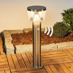 Lindby LED sokkellamp Antje, bewegingsmelder, IP44