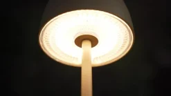 Lindby LED tafellamp Arietty, beige, dimbaar, IP65