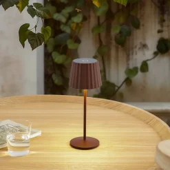 Lindby LED tafellamp op accu Esali, roestbruin, IP65