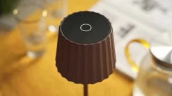 Lindby LED tafellamp op accu Esali, roestbruin, IP65