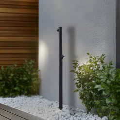 Lindby LED tuinpadverlichting Luzian, hoogte 120cm, zwart, grondspies