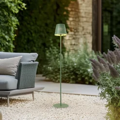 Lindby LED vloerlamp op zonne-energie Hilario, groen, ijzer, oplaadbare