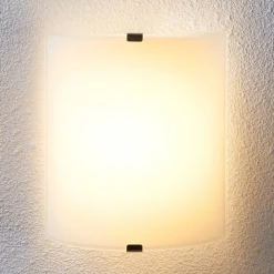 Lindby LED wandlamp Helmi, hoogte 21 cm, glas, halfrond