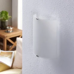 Lindby LED wandlamp Helmi, hoogte 21 cm, glas, halfrond