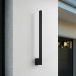 Lindby LED wandlamp Neano, 60cm, zwart, metaal, IP54