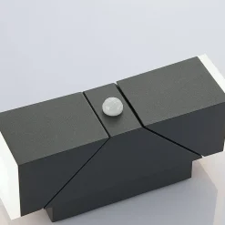 Lindby LED wandlamp Sally, 22 cm, antraciet, IP54, sensor