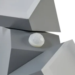 Lindby LED wandlamp Sally, 22 cm, grijs, IP54, sensor