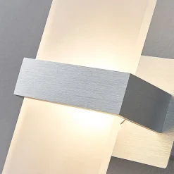 Lindby LED wandlamp Yorick, hoogte 18 cm, aluminium, wit, metaal