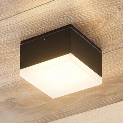 Lindby Mathea LED buiten plafondlamp, hoekig