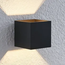 Lindby Mirza aluminium-wandlamp, hoekig, zwart
