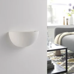 Lindby Narin wandlamp, wit, gips, halfrond, 28cm