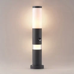 Lindby Okari aluminium sokkellamp met sensor
