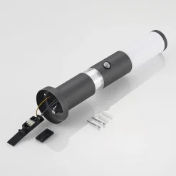 Lindby Okari aluminium sokkellamp met sensor