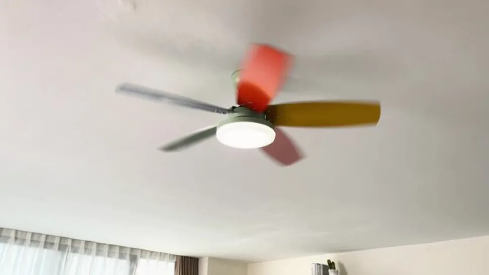 Lindby plafondventilator Jonte, hout, DC, stil, Ø 106 cm