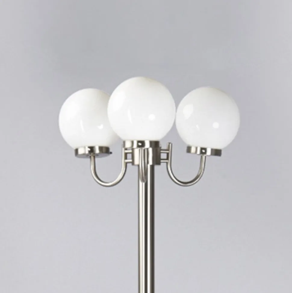 Lindby Samuel buitenlamp, 218 cm, 3-lamps, globe, E27, IP44