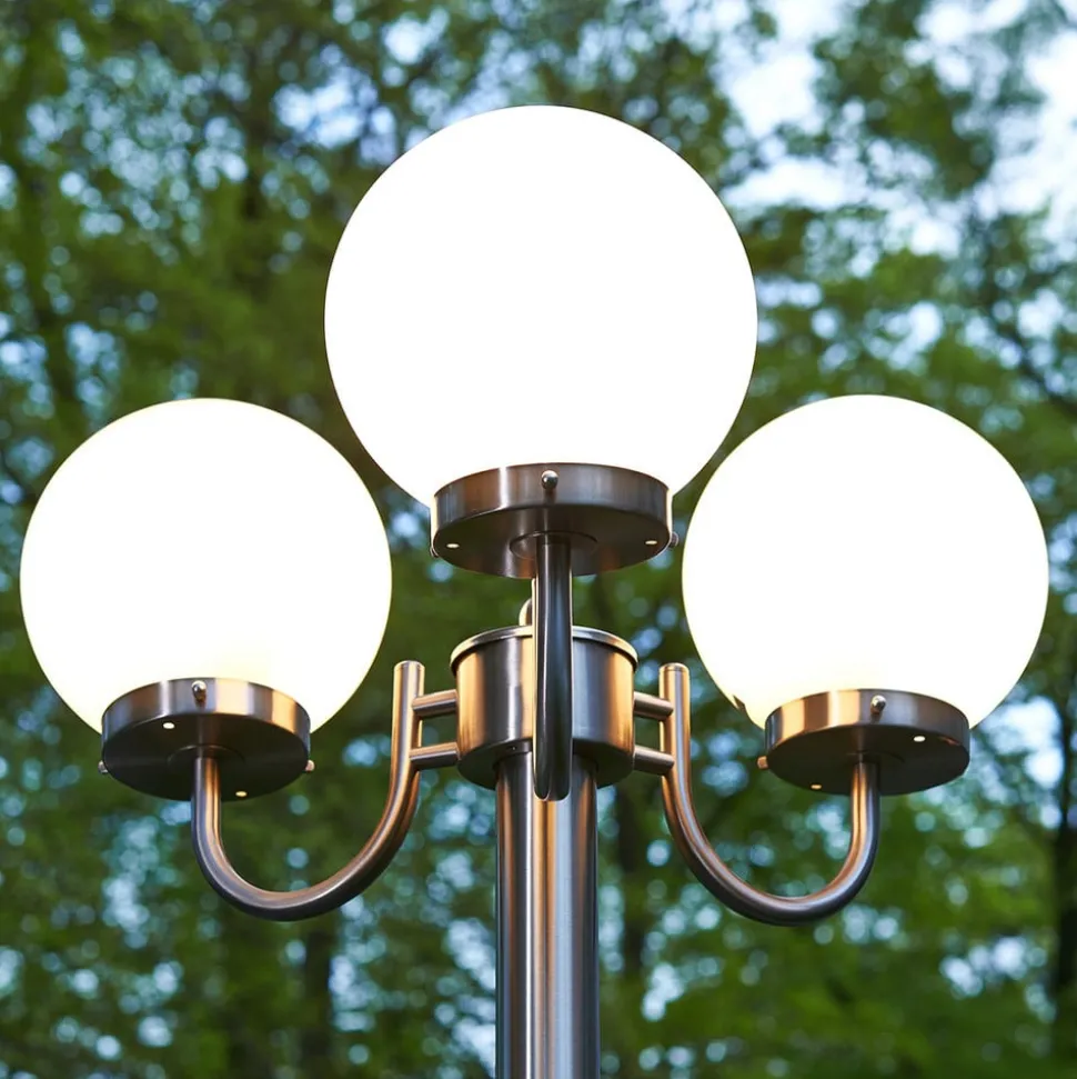 Lindby Samuel buitenlamp, 218 cm, 3-lamps, globe, E27, IP44