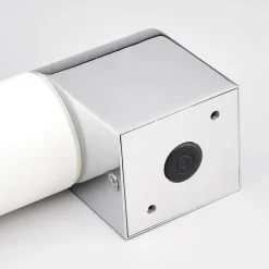 Lindby spiegellamp Melike, 27 cm, chroom, IP44, wandcontactdoos