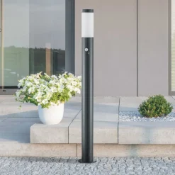 Lindby Statius tuinpadverlichting, antraciet/wit, sensor, 100cm