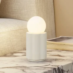 Lindby tafellamp Nielson, beige, kap hoogte 8,5 cm, gips