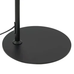 Lindby vloerlamp Adrik, zwart, metaal
